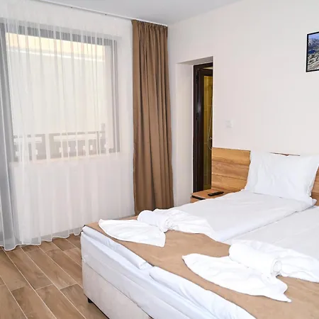 къща александра 2 Konukevi 3*