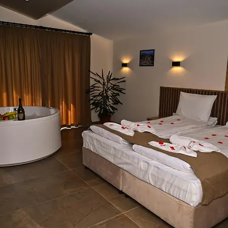 Gasthof къща александра 2 3*