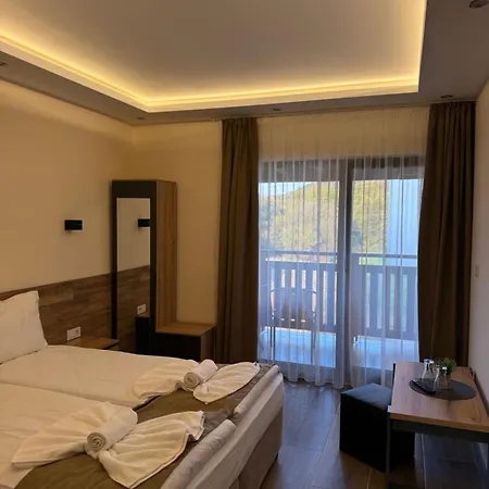 къща александра 2 Gasthof Dobrinischte