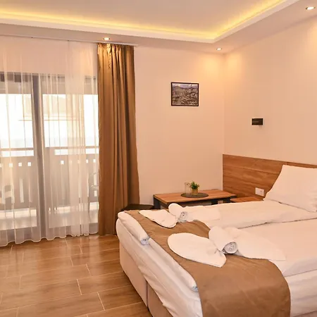 къща александра 2 Gasthof Dobrinischte