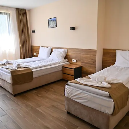 къща александра 2 Konukevi 3*