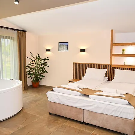 къща александра 2 Gasthof Dobrinischte