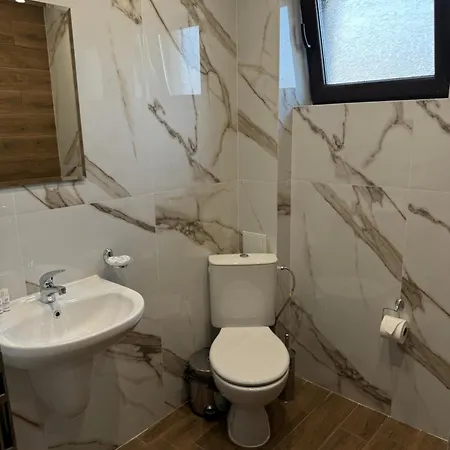 Gasthof къща александра 2 Dobrinischte