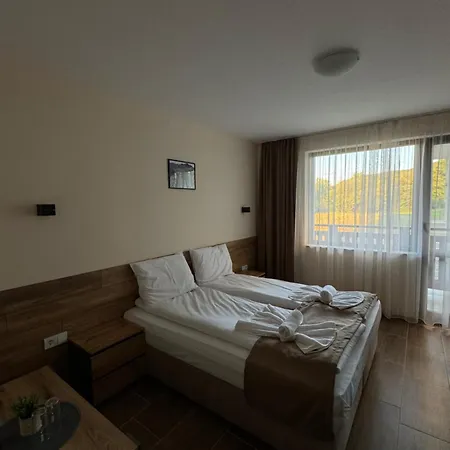 къща александра 2 Gasthof Dobrinischte