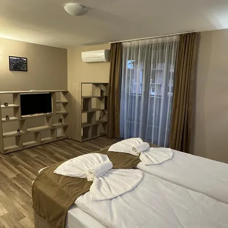 къща александра 2 3*