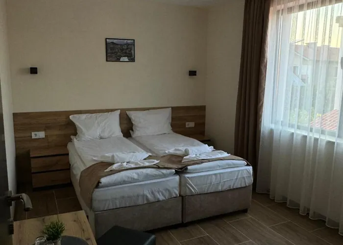 къща александра 2 3*