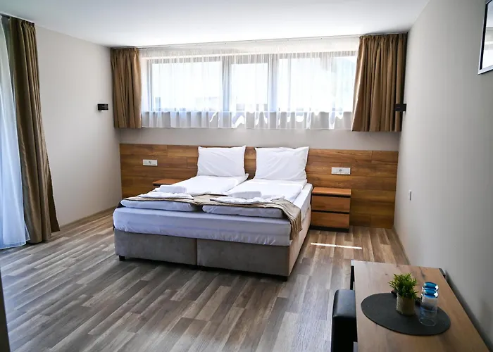 къща александра 2 게스트하우스 도브리니쉬트